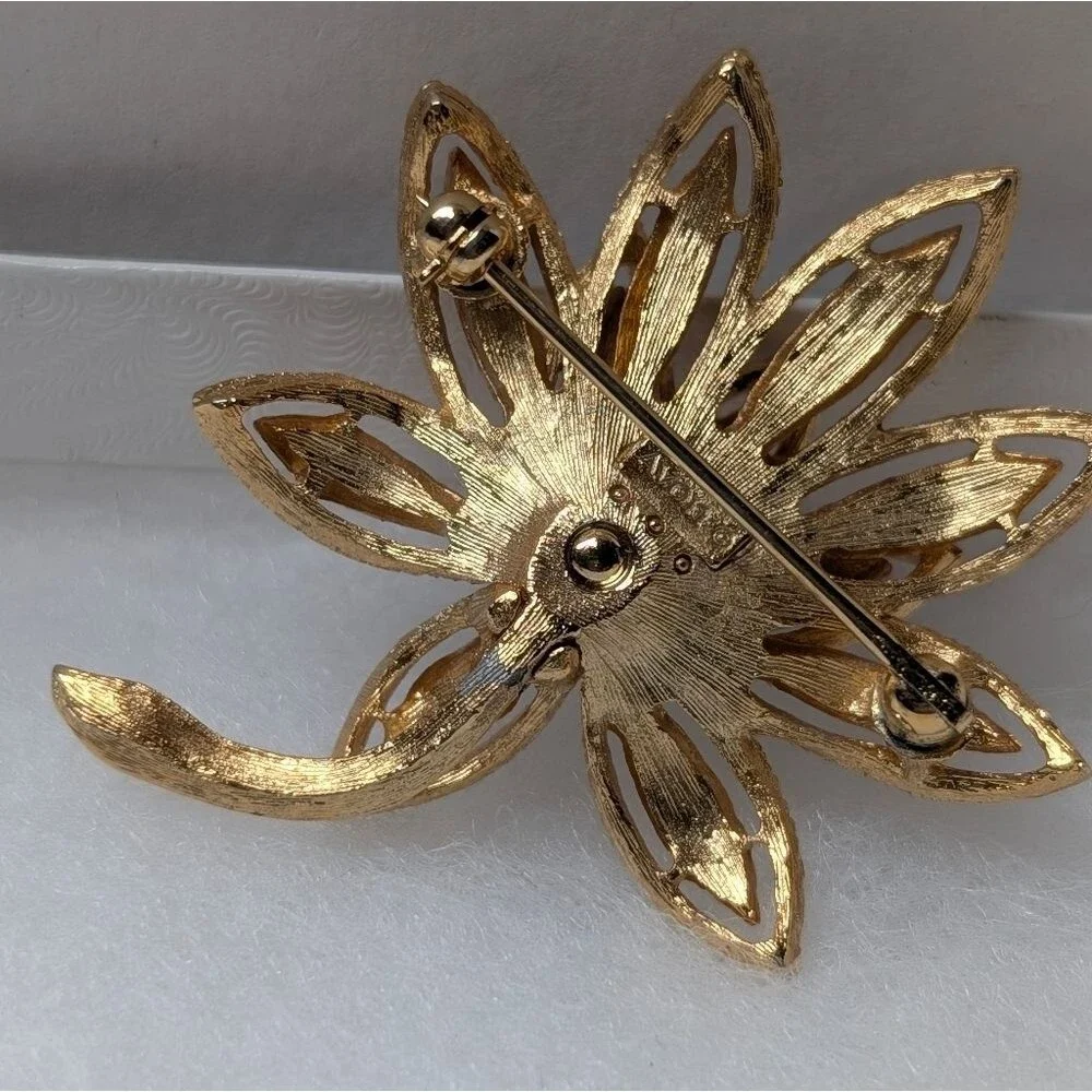 Vintage Avon Gold Tone Openwork Floral Brooch Textured Flower GrandmaCore